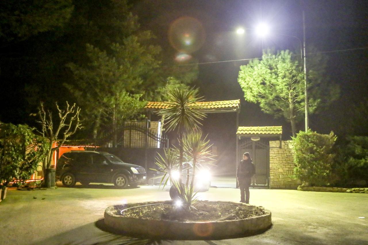 La Villa Del Conte Barletta Extérieur photo
