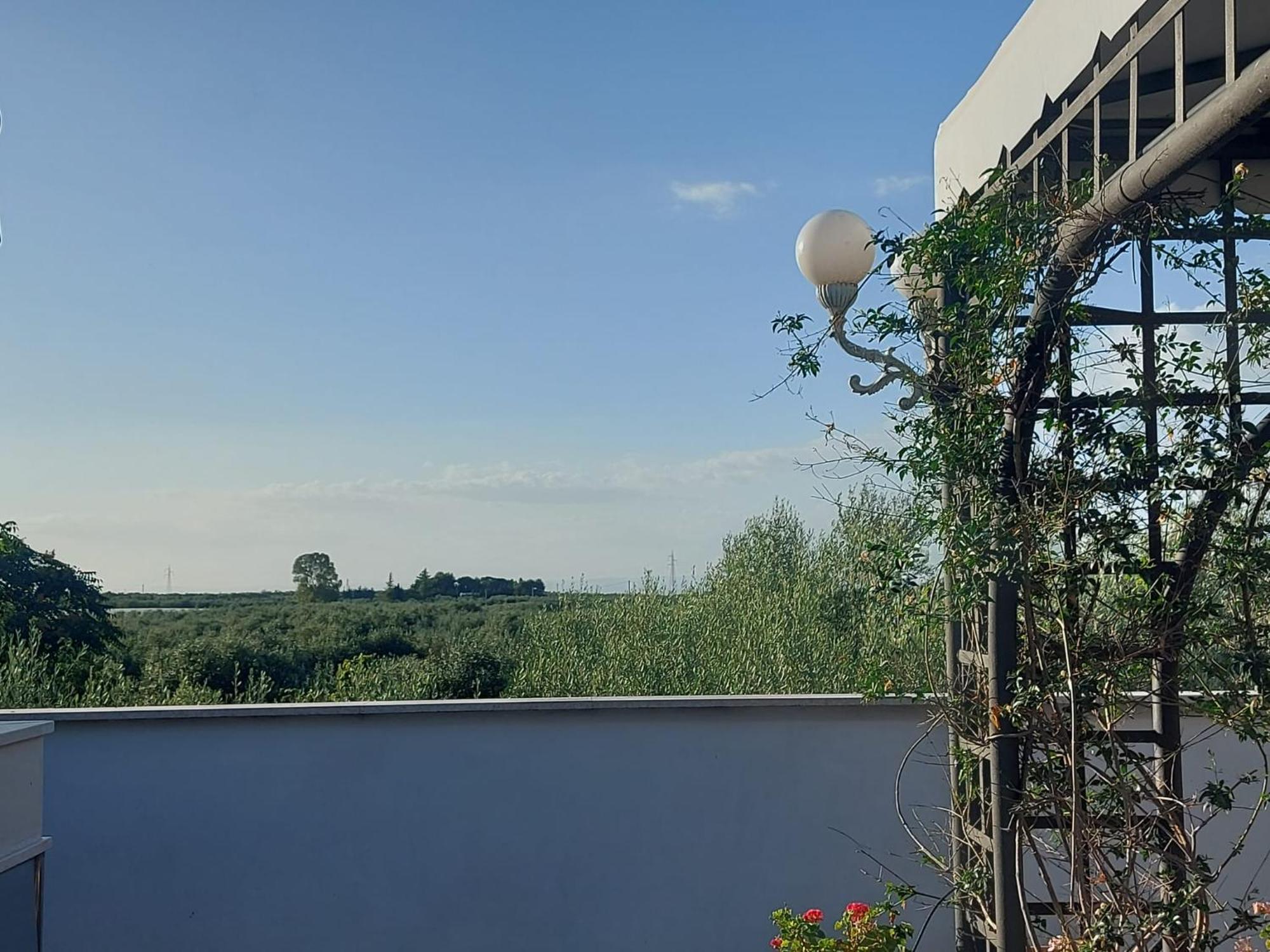 La Villa Del Conte Barletta Extérieur photo